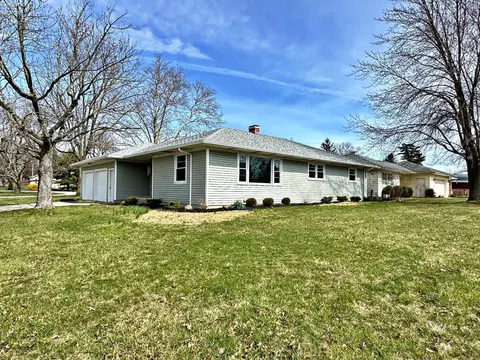 4 Achre Ct, Tiffin, OH 44883