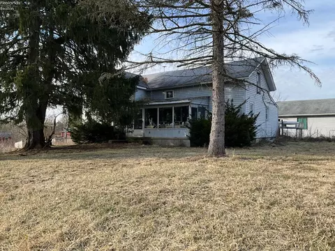 34880 Law Rd, Grafton, OH 44044