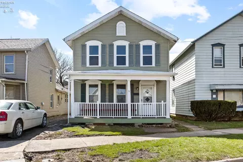1208 W Monroe St, Sandusky, OH 44870