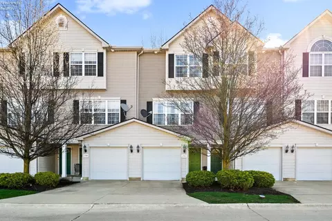 3791 Freedon Pl, Lorain, OH 44053