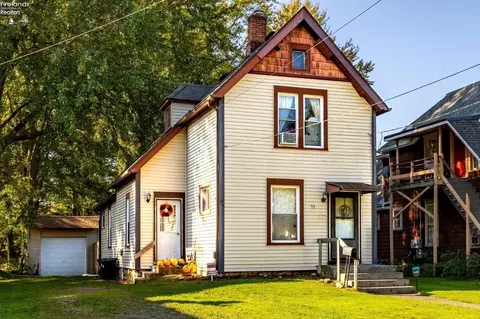 Exterior - 33 Walnut St, Norwalk, OH 44857 photo 2 of 5