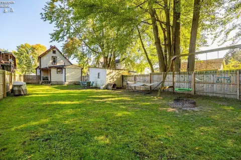 Exterior - 33 Walnut St, Norwalk, OH 44857 photo 5 of 5