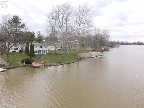 View/Area - 895 Lakeview Dr, Willard, OH 44890 photo 6 of 6