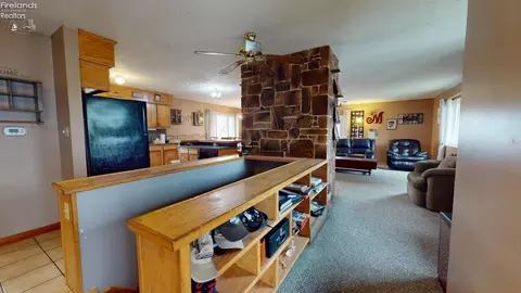 Other - 895 Lakeview Dr, Willard, OH 44890 photo 1 of 10