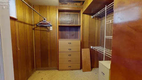 Other - 895 Lakeview Dr, Willard, OH 44890 photo 7 of 10