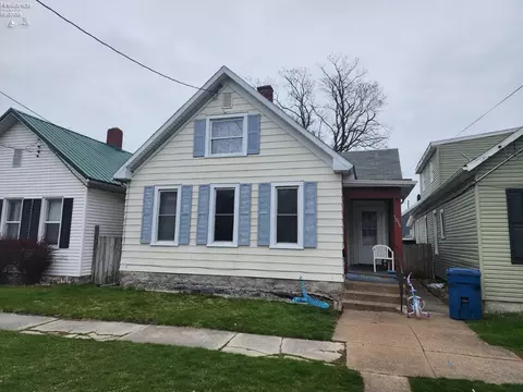 1016 Shelby St, Sandusky, OH 44870