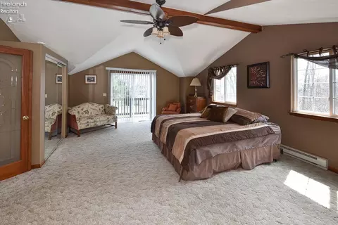Bedroom - 3254 Confederate Dr, Marblehead, OH 43440 photo 1 of 11