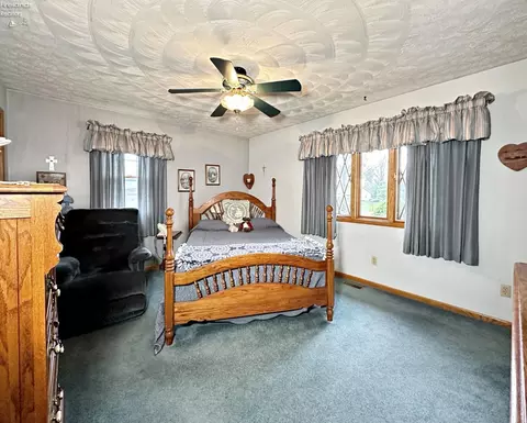Bedroom - 16 E Tr 1153, Tiffin, OH 44883 photo 3 of 5