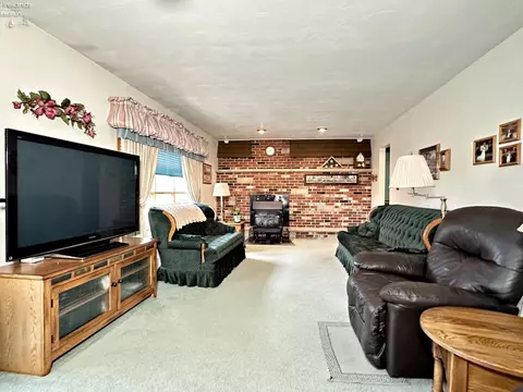 Living - 16 E Tr 1153, Tiffin, OH 44883 photo 1 of 5