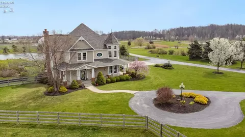 3290 Stewart Rd, Lima, OH 45801