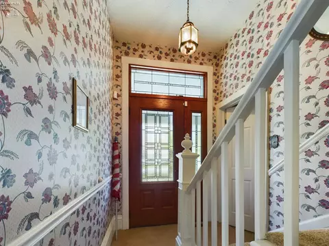 Entry Way - 150 E Main, Norwalk, OH 44857 photo 6 of 8