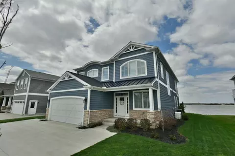 138 Bay Breeze Dr, Marblehead, OH 43440