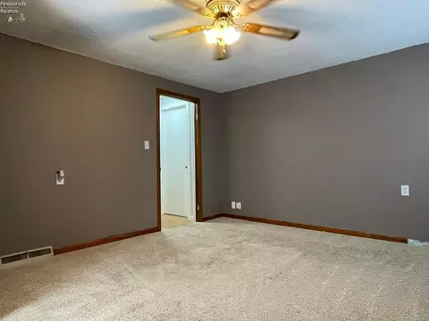 Bedroom - 9805 River Rd, Huron, OH 44839 photo 5 of 5