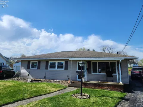 124 Crystal Ct, Bellevue, OH 44811