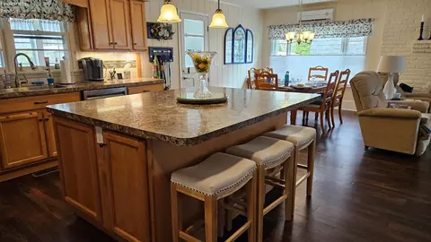 Kitchen - 660 Walnut Ave, Lakeside, OH 43440 photo 4 of 4