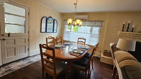 Dining - 660 Walnut Ave, Lakeside, OH 43440 photo 2 of 2