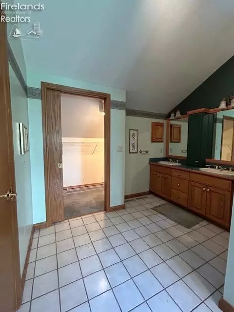 1126 Mudbrook Rd, Huron, OH 44839 photo 10