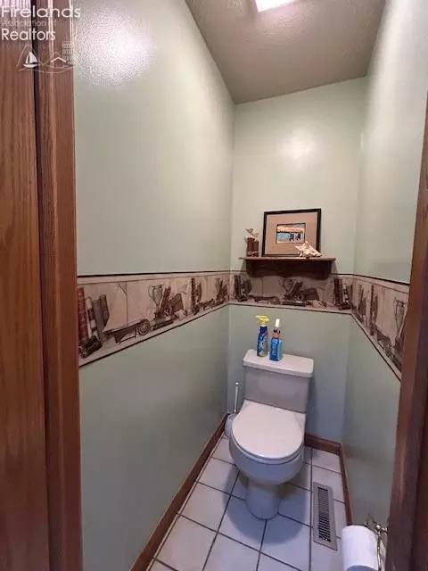 1126 Mudbrook Rd, Huron, OH 44839 photo 9