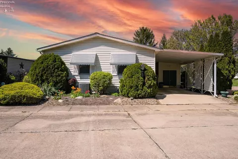 6485 E Harbor Rd #22, Marblehead, OH 43440