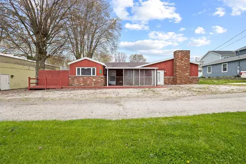2086 S Sugar Bush Dr, Marblehead, OH 43440