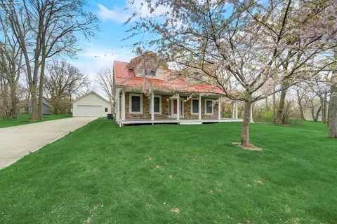 129 Southaven Ln, Kelleys Island, OH 43438