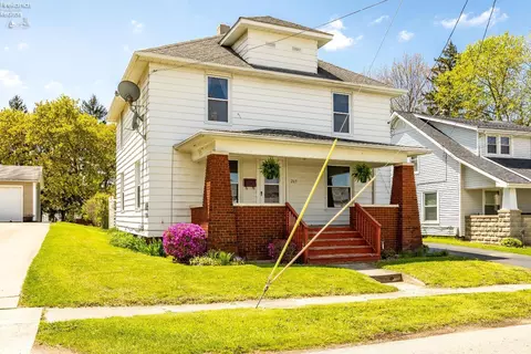 265 Spring St, Clyde, OH 43410