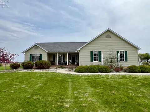 5431 S Township Rd 105, New Riegel, OH 44853