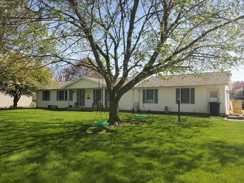310 Sullivan St, Bettsville, OH 44815