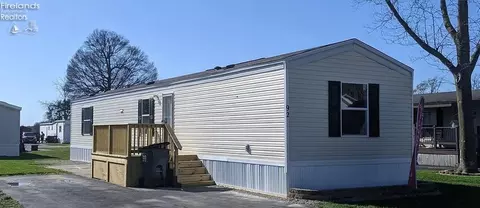 220 Maple Ln #92, Green Springs, OH 44836