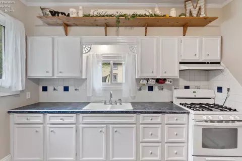 216 E Main St, Norwalk, OH 44857 photo 8