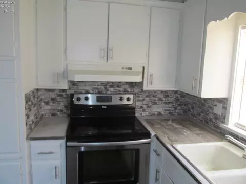 Kitchen - 332 Lawrence St, Sandusky, OH 44870 photo 6 of 6