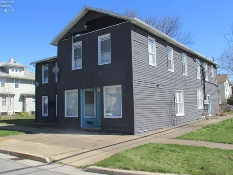 Exterior - 332 Lawrence St, Sandusky, OH 44870 photo 2 of 6