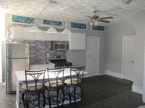 Kitchen - 332 Lawrence St, Sandusky, OH 44870 photo 4 of 6