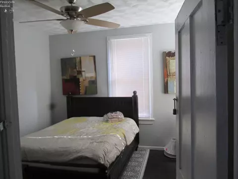 Bedroom - 332 Lawrence St, Sandusky, OH 44870 photo 2 of 4
