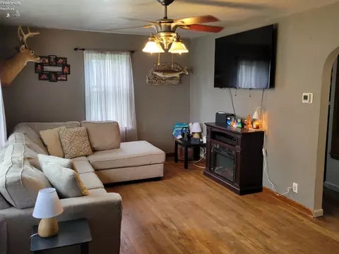 706 S Main St, Clyde, OH 43410 photo 3