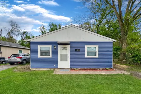 1218 Farwell St, Sandusky, OH 44870