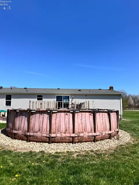 2359 Collins Rd, Collins, OH 44826 photo 3