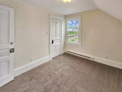 Bedroom - 112 Nelson St, Clyde, OH 43410 photo 6 of 6
