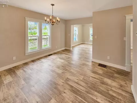 Living - 112 Nelson St, Clyde, OH 43410 photo 6 of 6