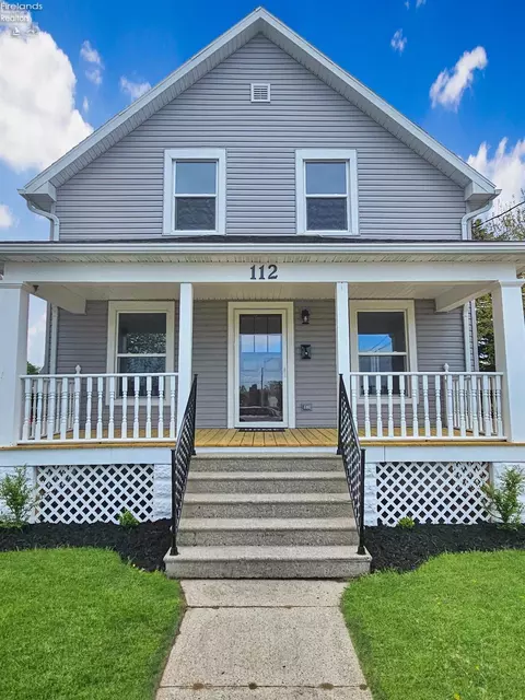 112 Nelson St, Clyde, OH 43410