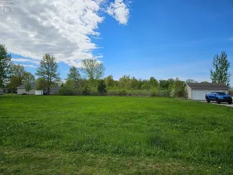 7236 E Wilderness Dr, Marblehead, OH 43440