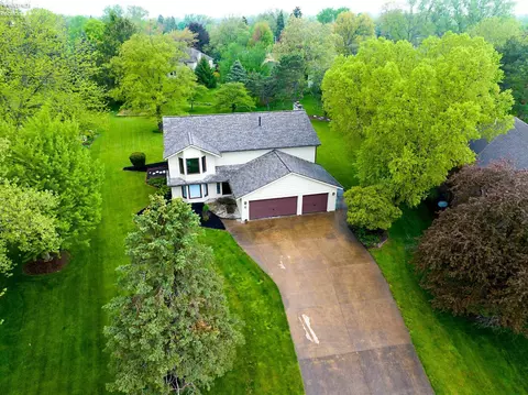 2305 Deerpath Dr, Sandusky, OH 44870 photo 5