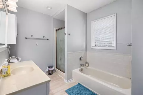 Bath - 7110 Darrow Rd, Huron, OH 44839 photo 3 of 4