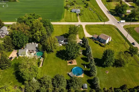 View/Area - 7110 Darrow Rd, Huron, OH 44839 photo 1 of 2