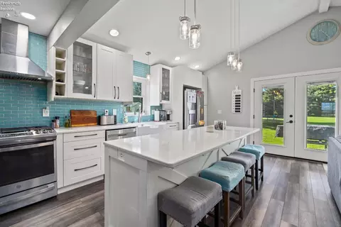 Kitchen - 7110 Darrow Rd, Huron, OH 44839 photo 1 of 3