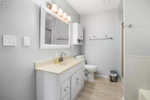Bath - 7110 Darrow Rd, Huron, OH 44839 photo 4 of 4