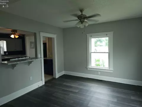 505 E Madison St, Sandusky, OH 44870 photo 2