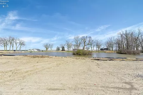 10850 E Bayshore Road Cardinal Blvd #86, Marblehead, OH 43440