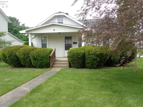 44 Dix St, Plymouth, OH 44865