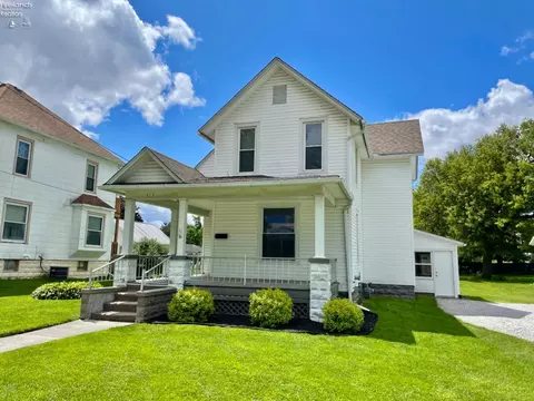 413 High St, Bellevue, OH 44811